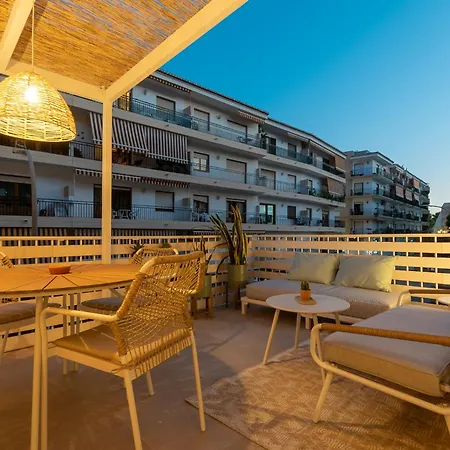 K-dock By Nuka Homes *