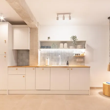 K-dock By Nuka Homes *